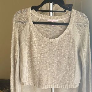 Victoria’s Secret beige short long sleeve top